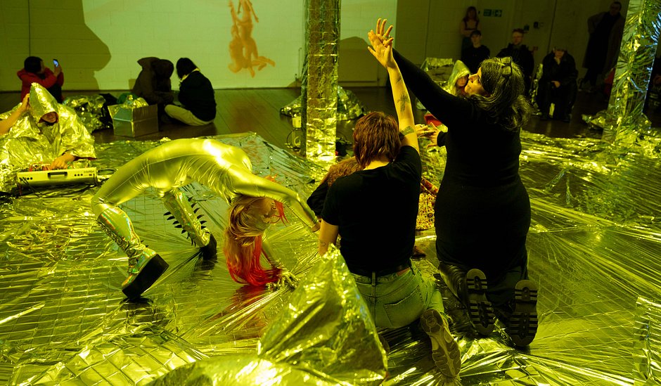 ULI AP_ALIEN AI LIVE 3.0_UGLY DUCK_Photo credit &copy; Anne Tetzlaff_DSC2414_web_script1 (60)