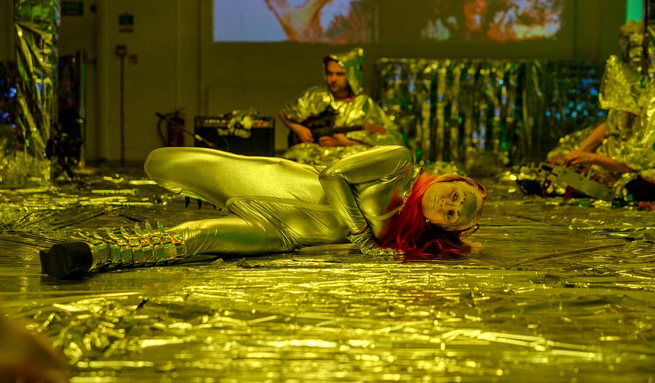 ULI AP_ALIEN AI LIVE 3.0_UGLY DUCK_Photo credit &copy; Anne Tetzlaff_DSC2414_web_script1 (51)