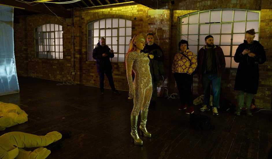 ULI AP_ALIEN AI LIVE 3.0_UGLY DUCK_Photo credit &copy; Anne Tetzlaff_DSC2414_web_script1 (28)