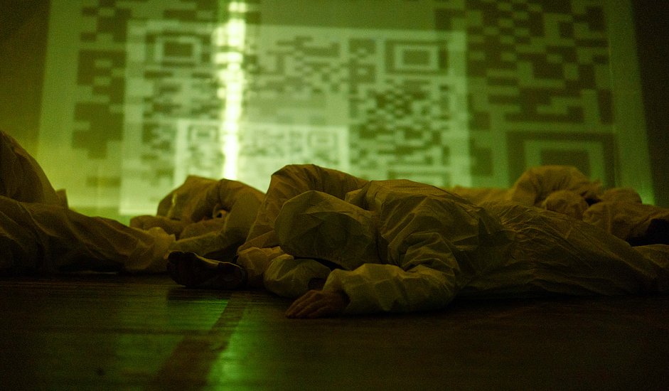 ULI AP_ALIEN AI LIVE 3.0_UGLY DUCK_Photo credit &copy; Anne Tetzlaff_DSC2414_web_script1 (23)